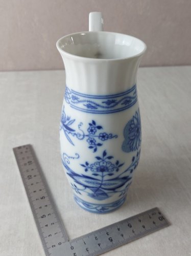 Ancien pichet, décor Blue Onion / porcelaine de Tchécoslovaquie / Czech