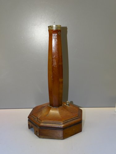 -ANCIEN PIED TELEPHONE GRAMMONT BOIS MANQUE LA PLAQUE POUR RESTAURATION