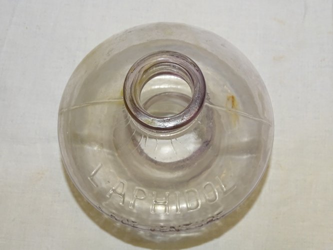 -ANCIEN PIEGE A MOUCHES ou GUEPES VERRE Moulé PUBLICITE L'APHIDOL MARSEILLE   D