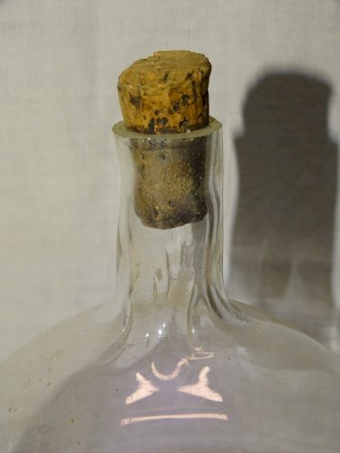 -ANCIEN PIEGE A MOUCHES VERRE SOUFFLE sur 2 PIEDS VERRE COLLECTION VITRINE    D