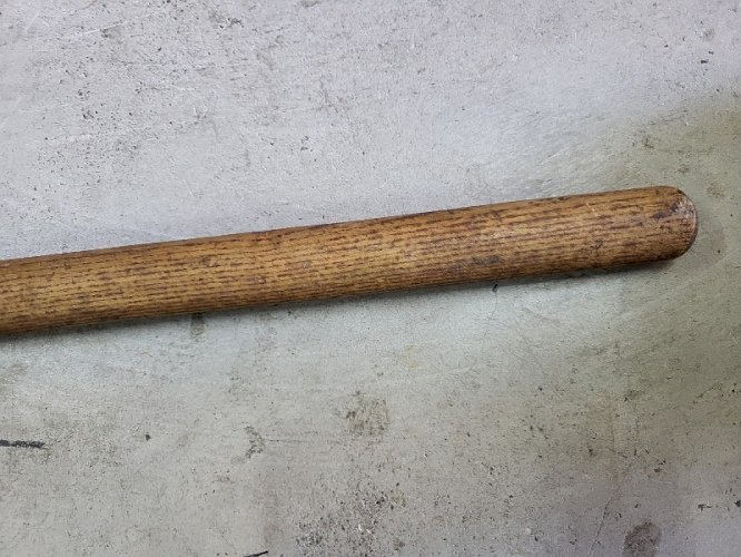 ANCIEN PIOLET DE PIONNIER SUISSE