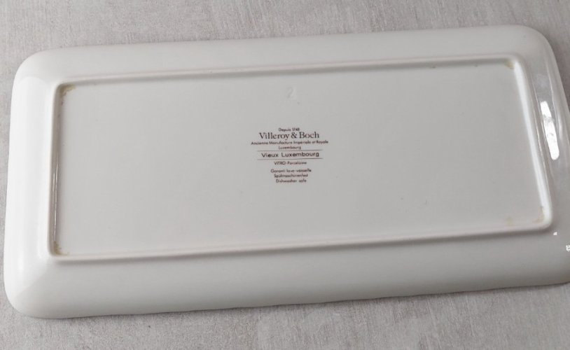 Ancien plat à cake, Vieux Luxembourg, en céramique de Villeroy & Boch