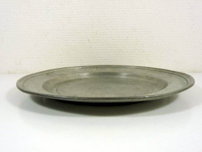 Ancien Plat en Etain XVIII° Poinçon Benjamin Philippe Doret cca 1790 Suisse