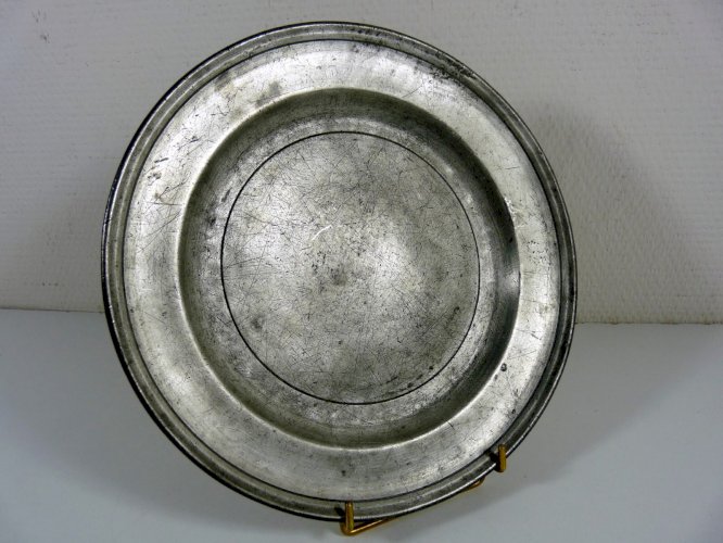 Ancien Plat en Etain XVIII° Poinçon Benjamin Philippe Doret cca 1790 Suisse