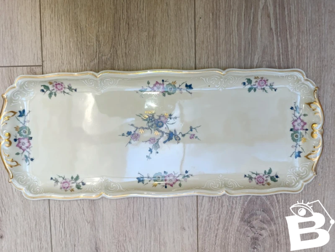 ancien plat fabrique royale de limoges signé DArtois en bon etat