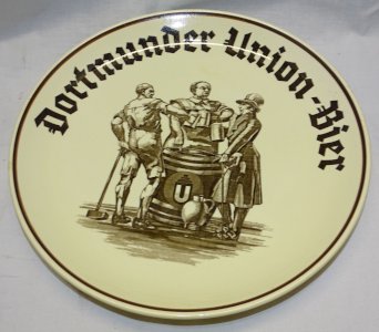 -ANCIENT GERMAN CERAMIC ADVERTISING PLATE DORTMUNDER UNION BEER decor D