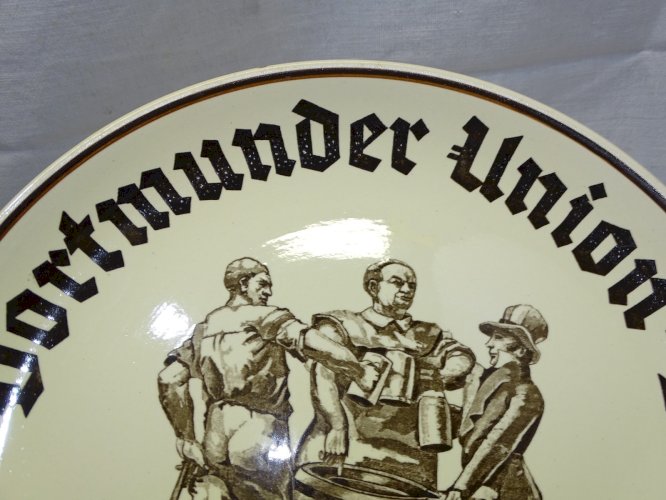 -ANCIEN PLAT PUBLICITAIRE CERAMIQUE ALLEMANDE DORTMUNDER UNION BIER déco    D