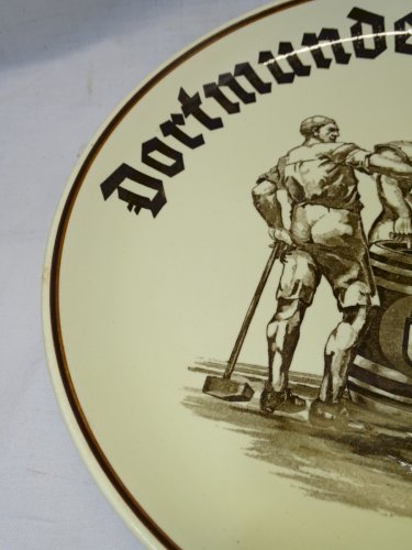 -ANCIEN PLAT PUBLICITAIRE CERAMIQUE ALLEMANDE DORTMUNDER UNION BIER déco    D