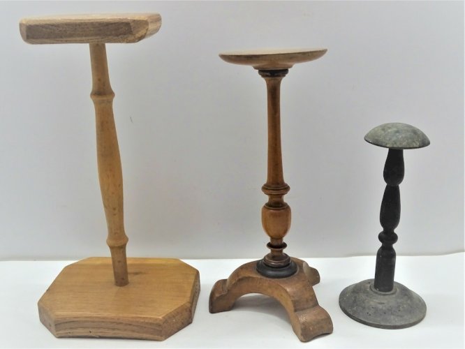 -ANCIEN PORTE CHAPEAU BOIS de MODISTE VINTAGE BOUTIQUE CHAPELIER OBJET DECO XXe