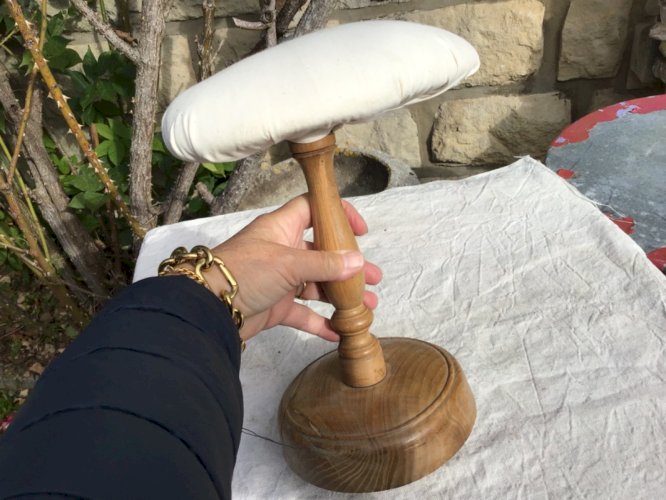 Ancien Porte chapeau jeannette en bois tourné