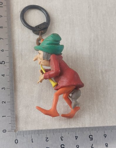 Ancien porte clé, charmeur de souris / rat, vintage