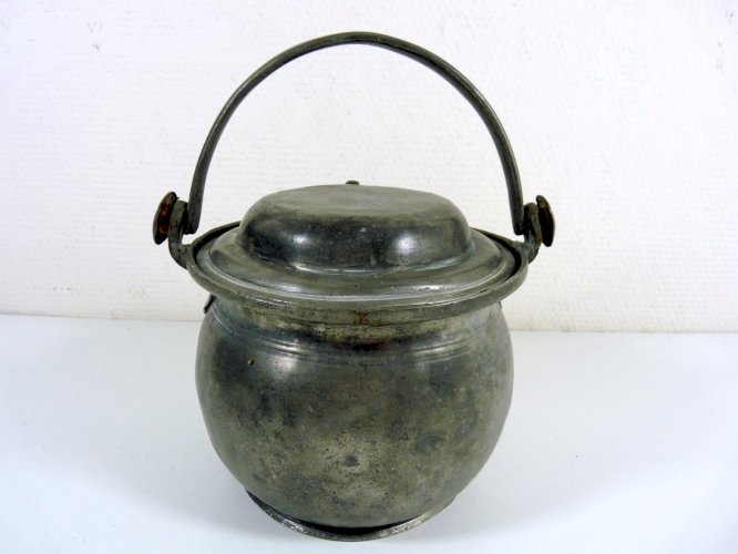 Ancien Porte Diner en Etain de Paris XVIII° Poinçon CM Claude Mulot 1717 TBE
