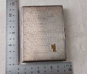 Old cigarette case, MK monogram, in solid silver.