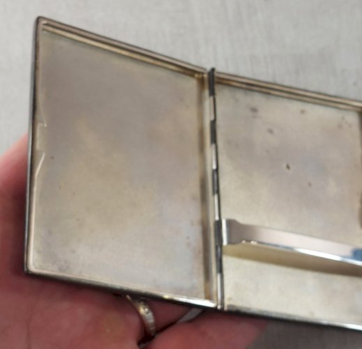 Ancien porte / étui à cigarette, monogramme MK, en argent massif