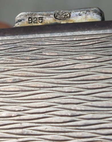 Ancien porte / étui à cigarette, monogramme MK, en argent massif