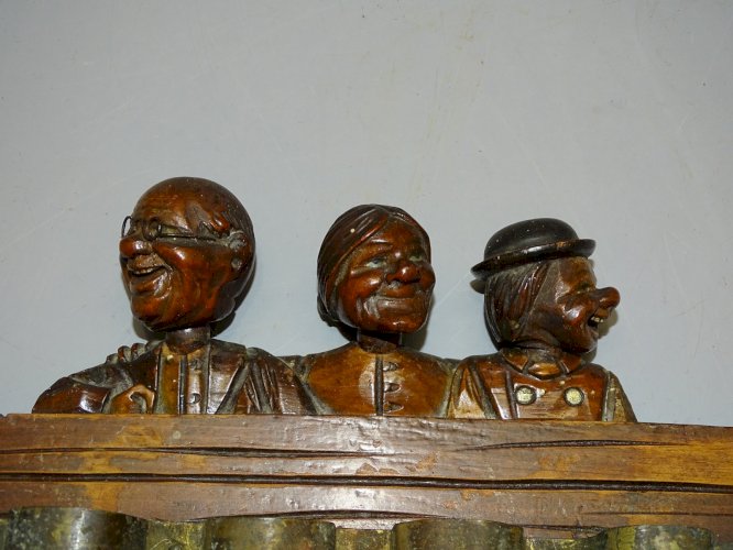 -ANCIEN PORTE PIPES bois personnages têtes articulées + 7 PIPES anciennes