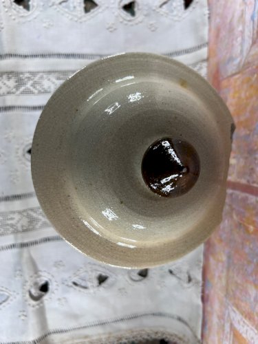 Ancien pot à chicorée en faïence XIXe – Décor relief – 20 cm