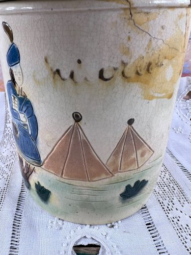 Ancien pot à chicorée en faïence XIXe – Décor relief – 20 cm