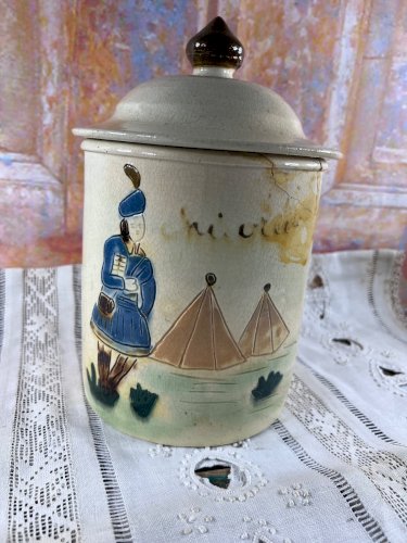 Ancien pot à chicorée en faïence XIXe – Décor relief – 20 cm