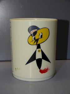 OLD PENCIL HOLDER ADVERTISING titi AVIA PROMOTIONAL GIFT GARAGE STATION D