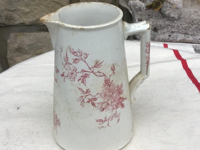 ANCIEN POT À EAU PICHET CRUCHE FAÏENCE XIXeme décor floral rose  H 19,5 cms