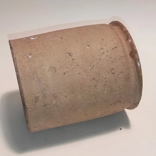 Ancien pot à graisse ou confit en terre vernissée