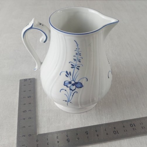 Ancien pot à lait / crémier, décor Vieux Luxembourg, céramique Villeroy & Boch ^