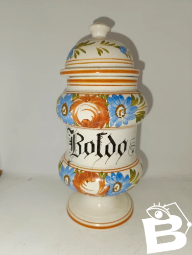 ancien pot à pharmacie signé bassano en bon etat