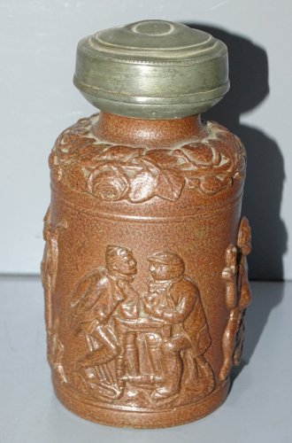 -ANCIEN POT A TABAC GRES de BEAUVAISIS PERSONNAGES en APPLIQUE FUMEUR VITRINE D