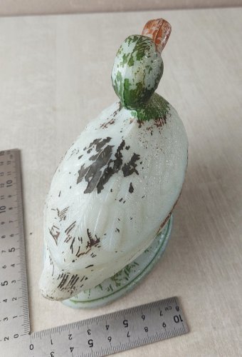 Ancien pot / bonbonnière, forme canard, en opaline, Vallerysthal