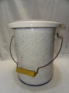 - ANCIENT CHAMBER POT ENAMELED MARBLEIZED INTERIOR WHITE CERAMIC POT D
