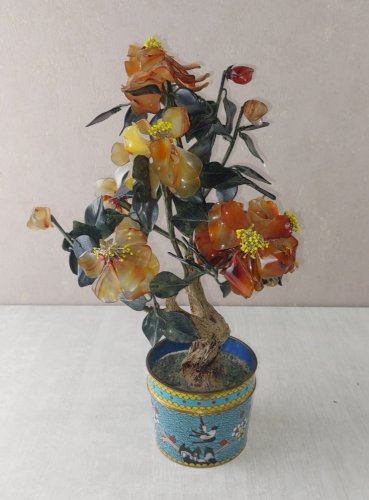 Ancien pot de fleur / bonsaï, pierres jade quartz, pot en émail cloisonné, Chine