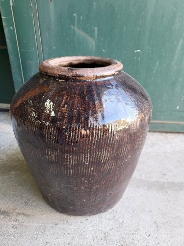 ANCIEN POT DE FLEURS EN TERRE VERNISSEE