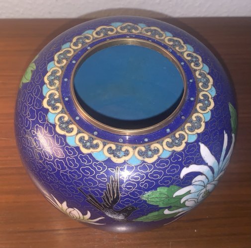 ancien pot en émaux cloisonnés Chine décor floral