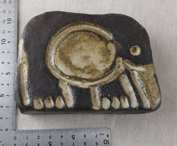 Ancien presse papier / figurine, éléphant, style argonaute Vallauris terre cuite