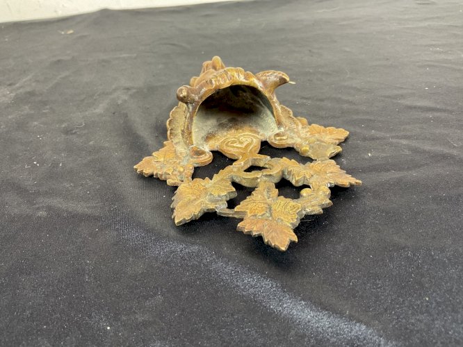 ANCIEN PYROGÈNE EN BRONZE MURAL TETES DE DIABLE