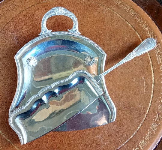 Ancien Ramasse Miette Métal Argenté Style Louis XV Orfèvre Roux Marquiand Lyon