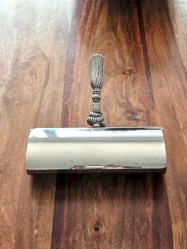 Ancien ramasse miettes métal argenté Silea