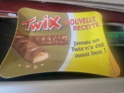 OLD TWIX COIN COLLECTOR