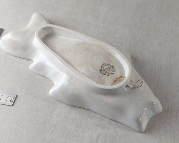 Ancien rare moule forme poisson, en céramique de Villeroy & Boch, Dresden