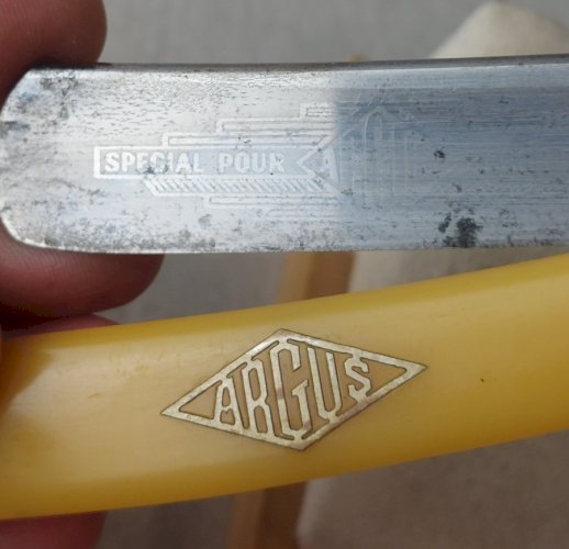 Ancien rasoir / coupe choux, Argus ^