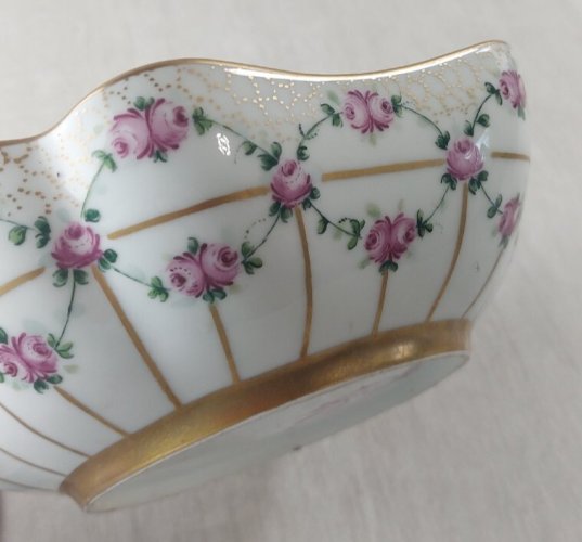 Ancien ravier / vide poche en porcelaine, décor roses, Czecho Slovakia 1930