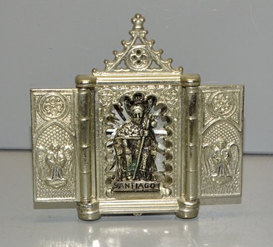 -ANCIEN RELIQUAIRE DE POCHE SANTIAGO en ZAMAC COLLECTION RELIGION   D