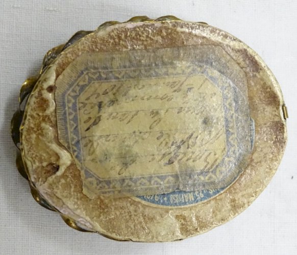 -ANCIEN RELIQUAIRE PLATRE GUERISON MIRACULEUSE JE SUIS L'IMMACULEE VERRE Bombé D