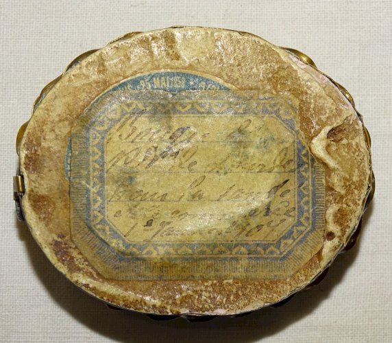 -ANCIEN RELIQUAIRE PLATRE GUERISON MIRACULEUSE JE SUIS L'IMMACULEE VERRE Bombé D
