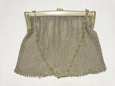 -ANCIEN SAC BOURSE MAILLES  METAL ARGENTE SAC A MAIN SAC DE BAL MINAUDIERE   D