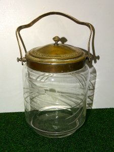 -ANCIEN SEAU A BISCUITS en VERRE AVEC QUELQUES MOTIFS VINTAGE COLLECTION   D