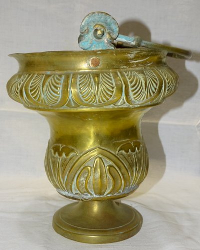 -ANCIEN SEAU A EAU BENITE EN LAITON XVIIIe  manque interieur JUS de grenier    D