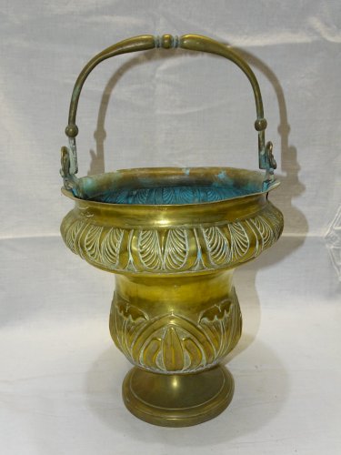 -ANCIEN SEAU A EAU BENITE EN LAITON XVIIIe  manque interieur JUS de grenier    D