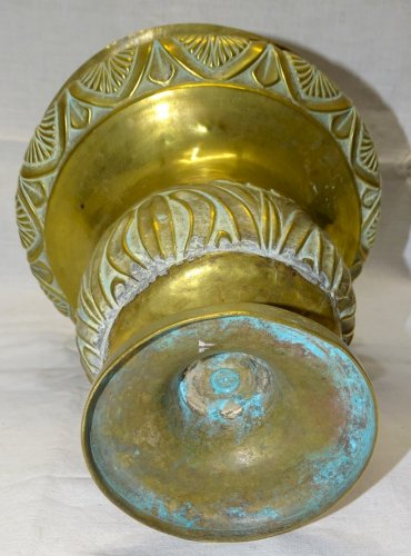 -ANCIEN SEAU A EAU BENITE EN LAITON XVIIIe  manque interieur JUS de grenier    D